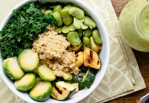 カンジダダイエットを成功させるポイント!カンジダ菌を上手に排除 Salad kale brussels zucchini 500x348 - カンジダダイエットを成功させるポイント!カンジダ菌を上手に排除